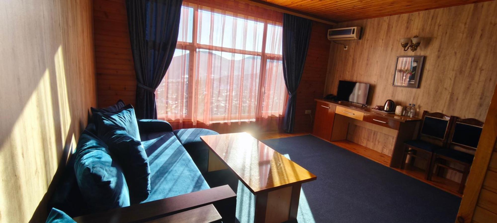Kungut Hotel & Restaurant Şǝki Exteriér fotografie