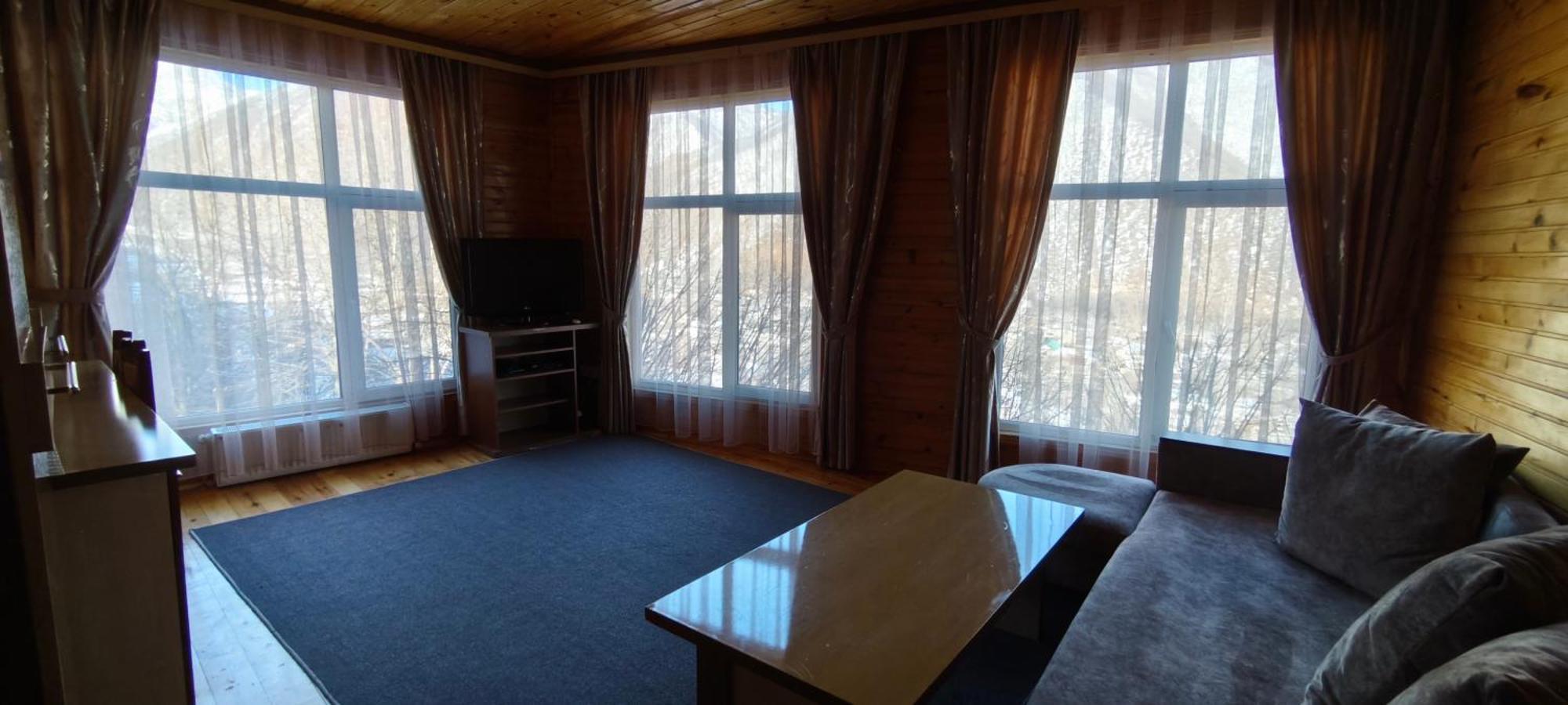 Kungut Hotel & Restaurant Şǝki Exteriér fotografie