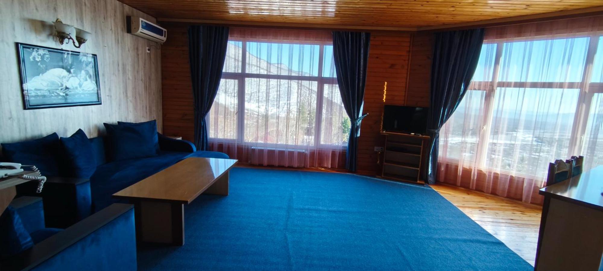 Kungut Hotel & Restaurant Şǝki Exteriér fotografie